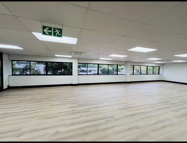338M² OFFICE TO LET IN HALFWAY HOUSE